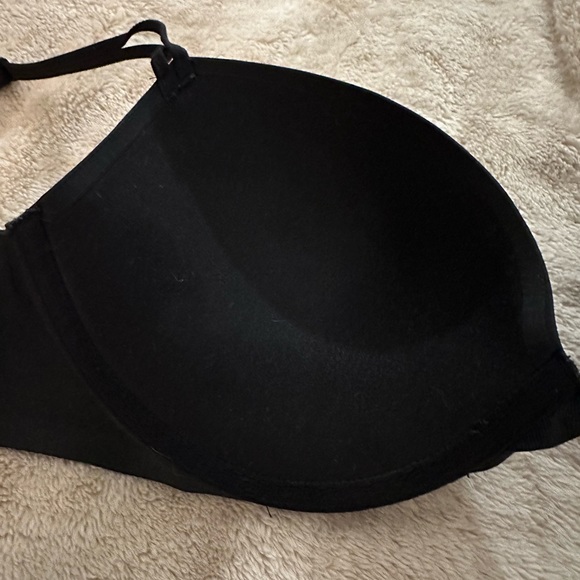 Like new 34D black push up bra Victoria Secret seamless - Picture 6 of 6